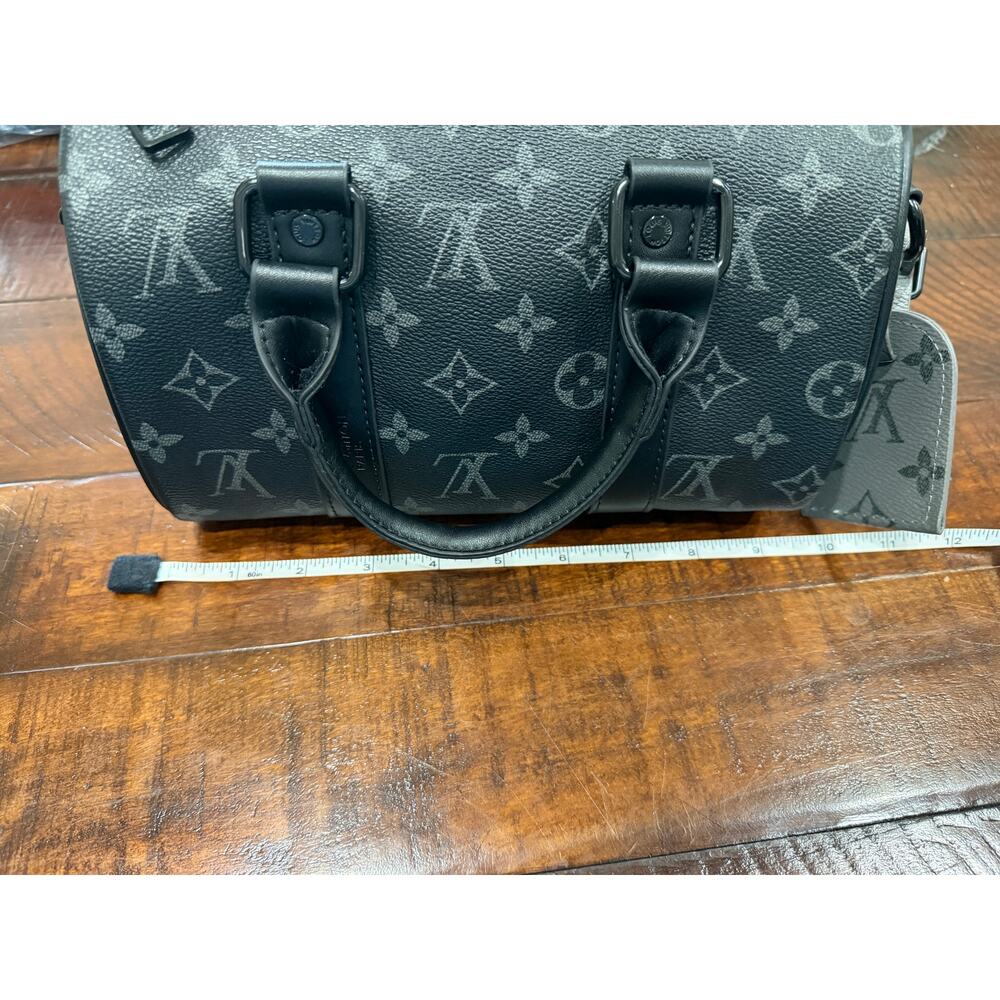 Designer Inspired Crossbody Bag - Picture 6 of 8